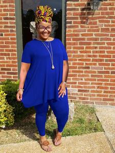 【Plus Size】 Solid Color Round Neck Tee & Elastic Waist Pants Two-piece Set, Casual Loungewear Set, Casual Short Sleeve T-shirt & Trousers for Daily Wear, Women's Outfits for Spring & Fall