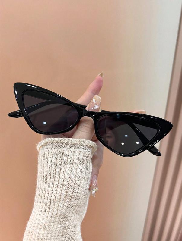 Cat Eye Fashion Glasses for Women Stylish Everyday Accessory 1