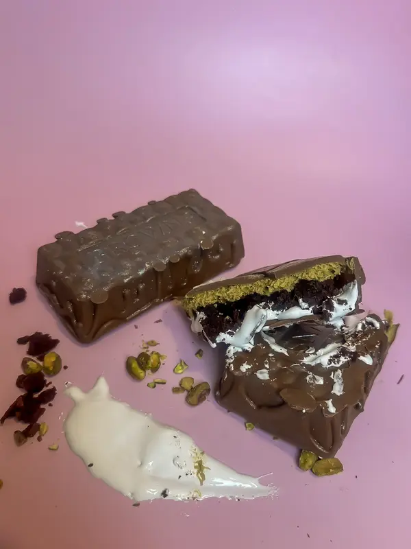 Marshmashio Brownie Bar- 300g Chocolate Bar Dessert Bonbon viral pistachio 2