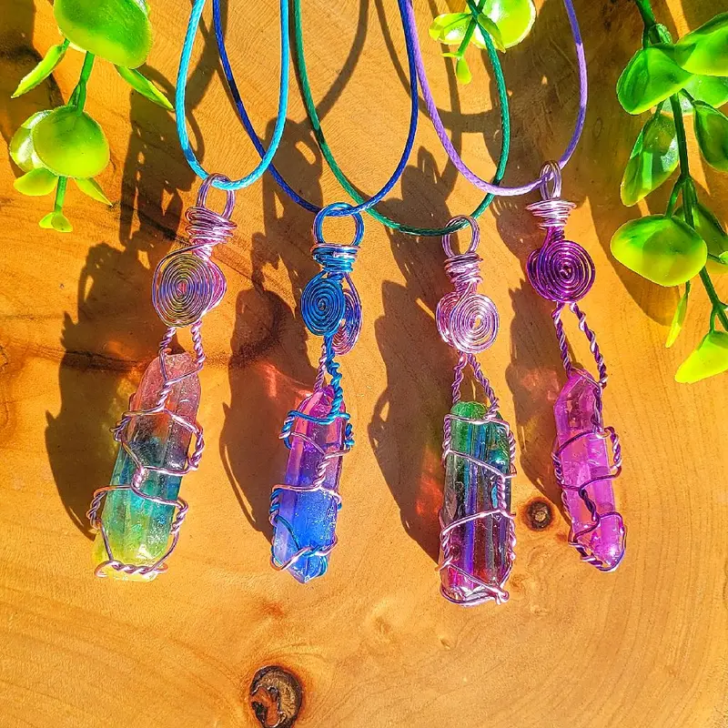 Aura Quartz Healing Crystal Necklace with Wax Necklace 1