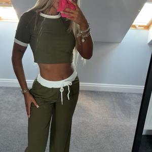 Contrast T-shirt and Trousers Set