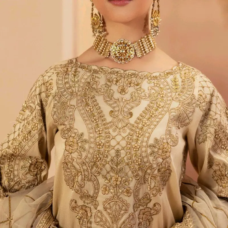 ***HEER***   Luxury Weddings n Partywear Collection by Simrans SS25 Festive in Style Cream Gold 4