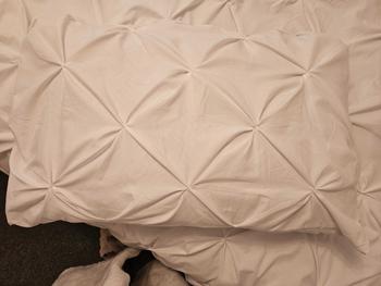 Product Review of Deluxe Pintuck Silver Grey Duvet Cover Set 100% Egyptian Cotton White Bedding Quilt Covers Pink Charcoal Double King Superking Size Bed Hand Stitched Set from S**y 1