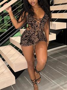 Women's Leopard Print Cut Out Romper, Lady Sexy Fashion Casual Sleeveless Romper for Daily Outdoor Wear, Women Clothing for Summer, Womenswear, Casual Comfy Overalls, Beach Jumpsuit, Casual Basic Jumpsuit
