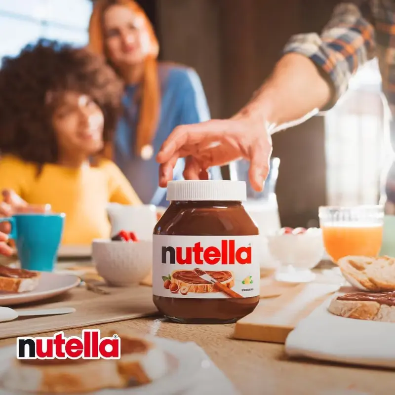 Perfect Mothers Day Gift--Nutella Hazelnut Chocolate Spread 1kg, Family Portion for Breakfast, Pancakes, Party Food 1