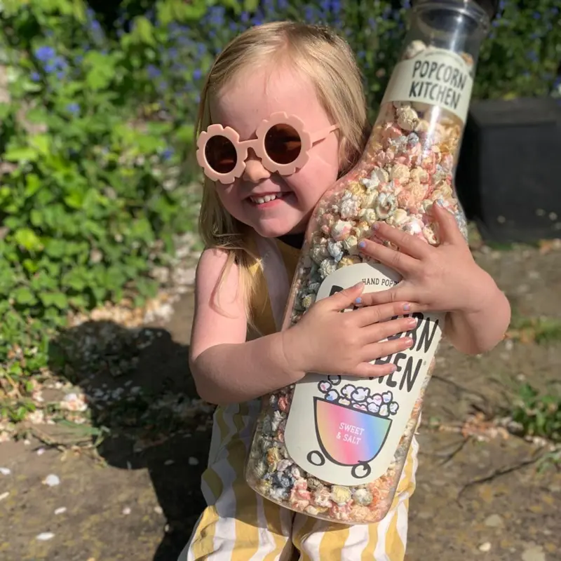 Sweet & Salt Rainbow Popcorn Giant Money Bottle, 550g 0