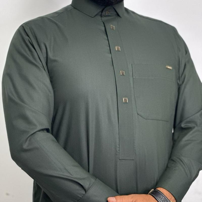 Emerald Saudi Premium Thobe for Men - Indulgent Fabric, Breast Pocket & Two Side Pockets with yellow metal buttons luxury 0