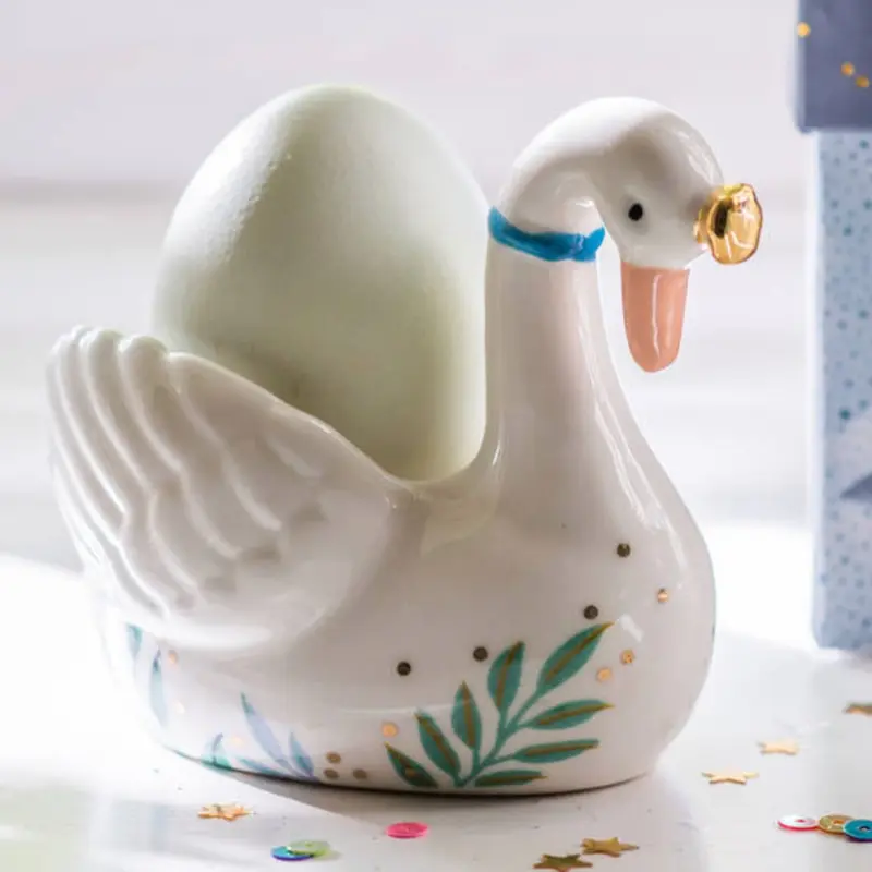 Delicate Swan Egg Cup – Unique Ceramic Egg Holder with Gold Crown for Easte 3