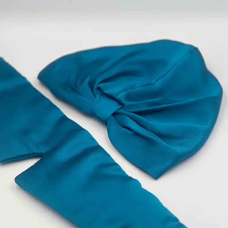 19 momme 100% Mulberry Silk Bonnet and Eye Mask Gift Set 3