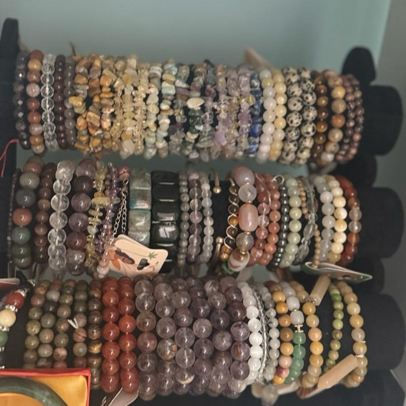 Clear Bead and Chip Crystals Bracelet for Women 0