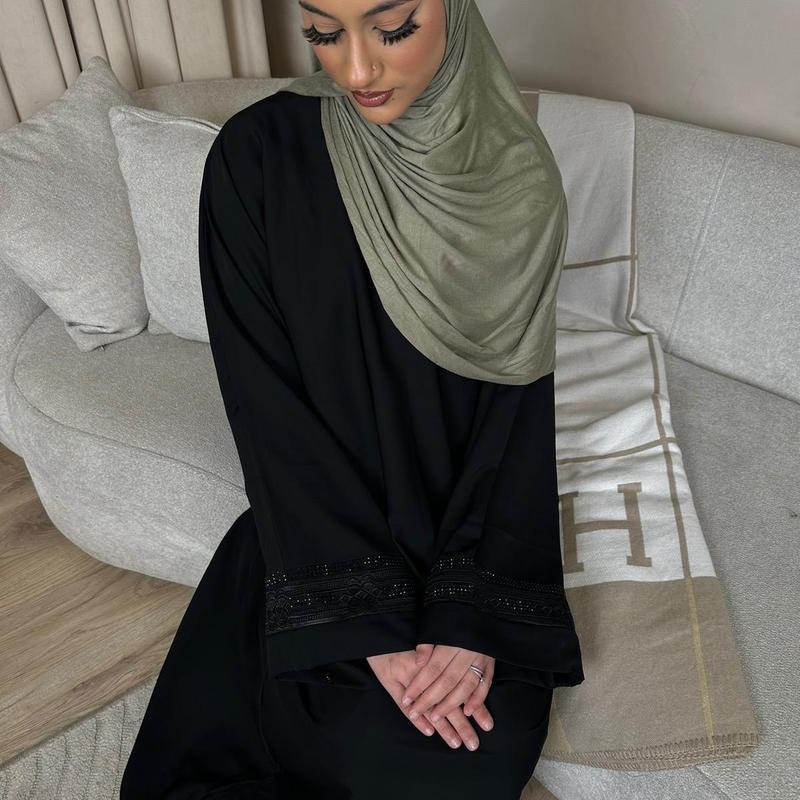 Wafa nida Black Closed Abaya 5