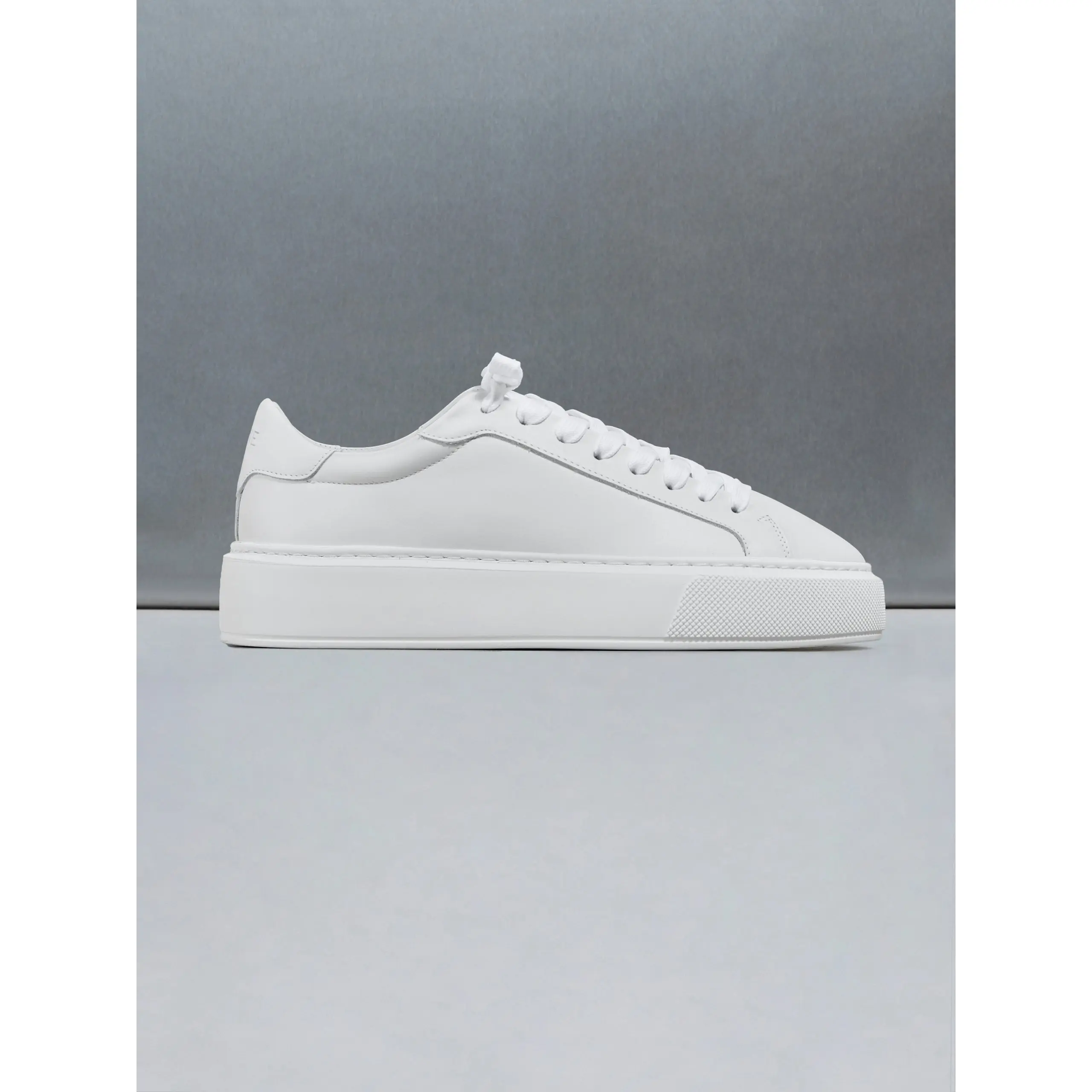 Essential Leather Trainer in White