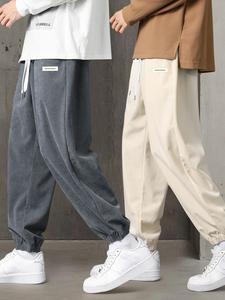 Men's Letter Patched Drawstring Waist Corduroy Pants, Casual Comfy Pocket Jogger Pants for Fall & Winter, Men's Trousers for Daily Wear