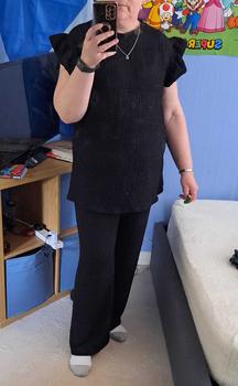 Product Review of Ladies frill sleeve loungewear top and Trousers set from V**y 0