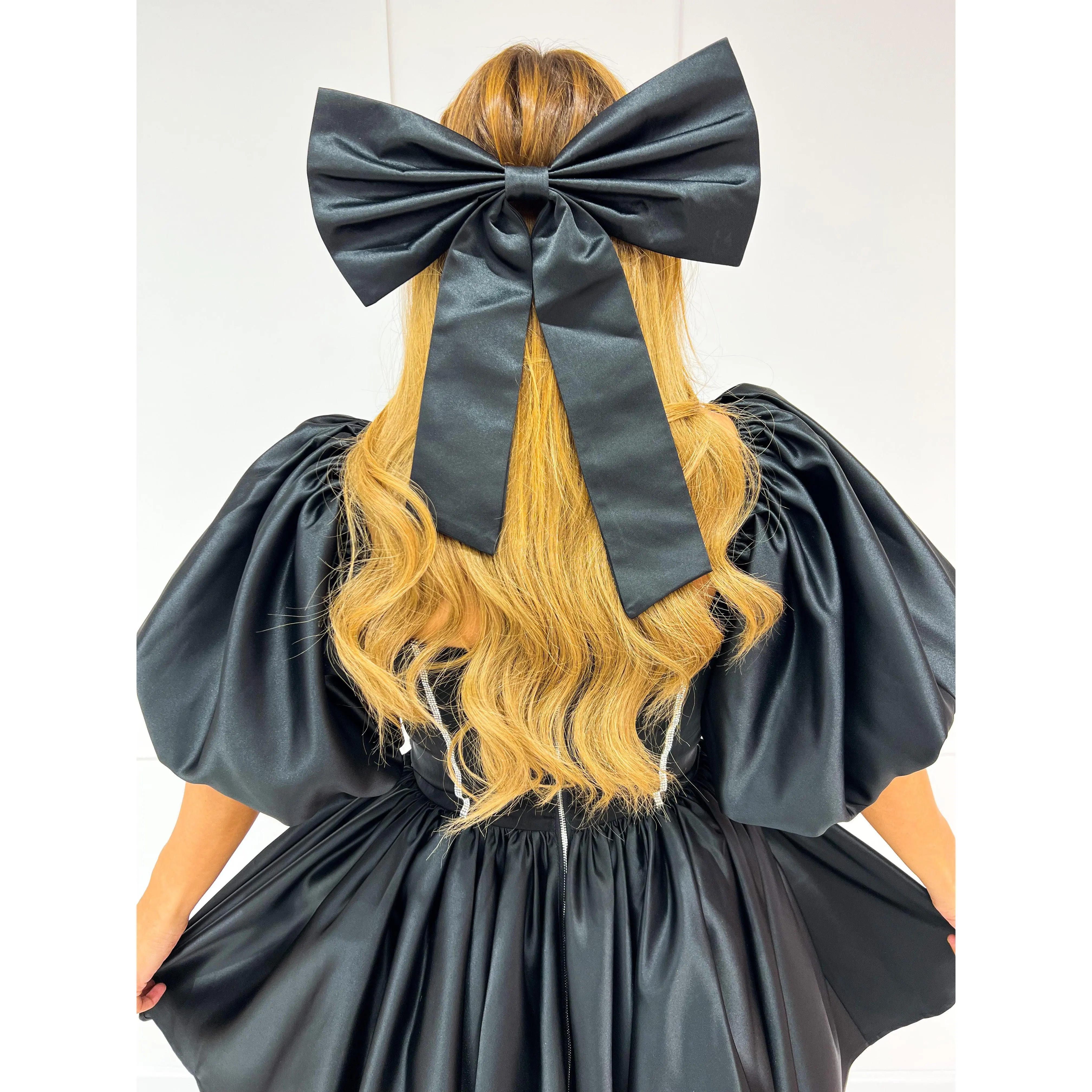 'Midnight' Bow In Black