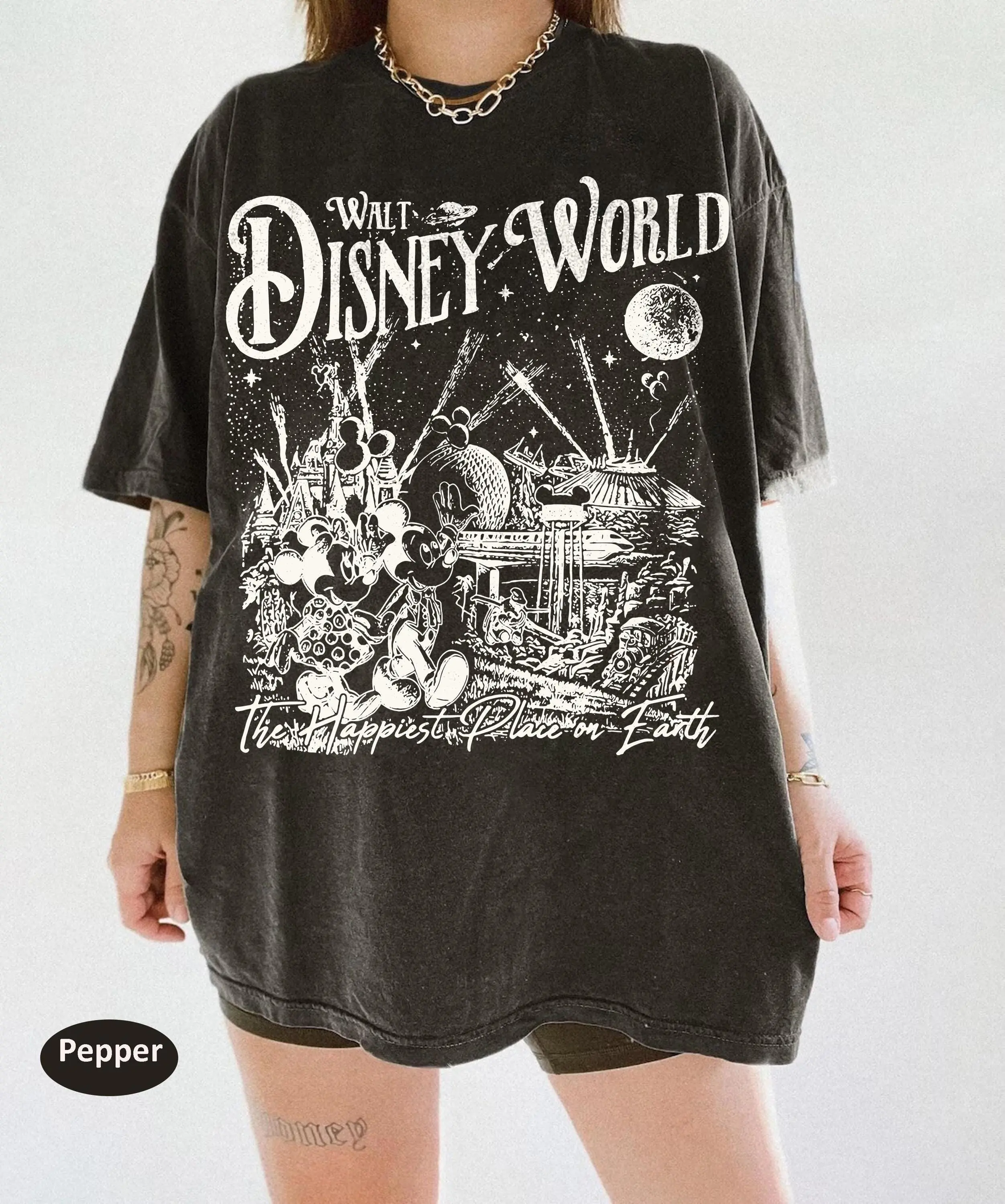 Retro T-shirt WDW The Happiest Place On Earth Tee Magical Castle Shirt Mickey Minnie Vacation Tee GQ15035137