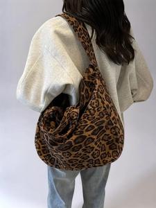 Women's Fashion Durable Materials Leopard Pattern Tote Bag, Casual Large Capacity Shoulder Bag for Daily Life, Trendy All-match Fashionable Patterned Daily Commuting Bag for Commuters and Students