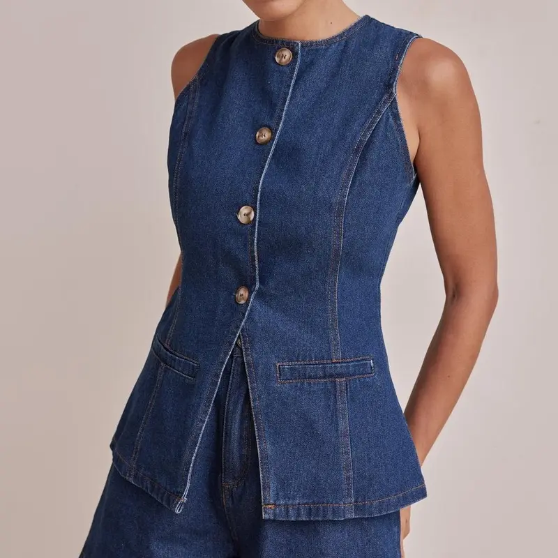 2025 spring and summer new fashion sleeveless waist high waist loose denim shorts and vest set 5