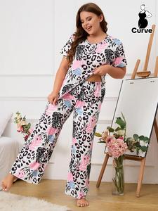 2 Pieces Plus Size All Over Print Pyjama Set, T-shirt & Trousers Two-piece Pj Set, Plus Size Clothing for Daily Home Wear, Casual Pyjamas for Women, Women's Sleepwear, Lounge Set for Women, Summer Clothes Women, Pajamas Sets Women