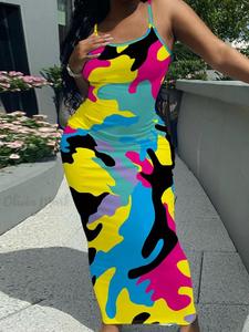 【Plus Size】 Colorblock All Over Print Cami Dress, Casual Sleeveless Bodycon Dress for Spring & Fall, Women's Clothes for Daily Wear