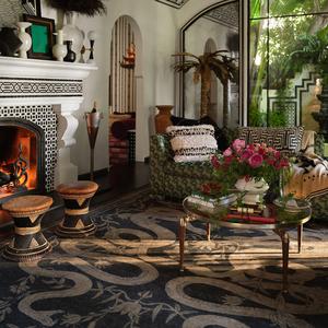 Vintage Snake & Plant Pattern Persian Carpet, 1 Count Non-slip Soft Floor Mat, Boho Runner Rug, Bohemian Style Rugs, Boho Floral Rug, Decorative Area Rug for Home Living Room Bedroom, Home Decor, Funky Bedroom Accessories, Vintage Design Area Rug