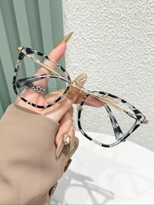 Unisex Fashion Eyeglasses, Trendy Casual Eyeglasses for Everyday Use, Fashion Accessories for Outdoor Activities