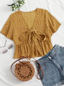 Women's Floral Print Tie Front Vneck Blouse, Bohemian Casual V Neck Short Sleeve Top for Summer, Women's Clothing for Daily Wear, Womenswear