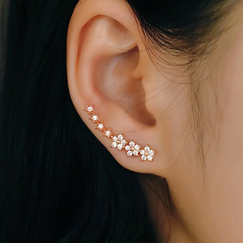 High End Niche Daring Star Earrings, Cute and Sweet Style, Sparkling Ear Crawlers Inlaid with Rhinestones, Elegant Women's Jewelry, Creative Gifts for Women 0