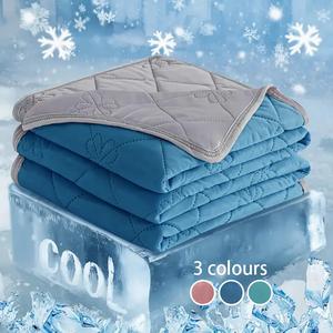 1 count Cooling Summer Blanket, Soft Breathable Bedding, Lightweight Throw for Living Room, Ideal for Hot Weather Sleep,