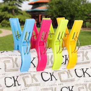 Colorful Beach Towel Clip, 8/16 Counts Multipurpose Towel Hanger Clip, Durable Plastic Clothes Drying Clip, Home Organizer for Travel Poolside Use, Laundry Hooks Clips