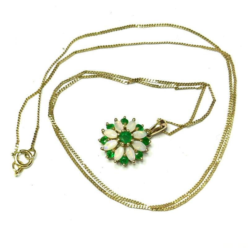 Adorable Opal & Emerald Gold Jewellery Set 4