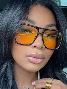 Unisex Vintage Square Frame Vacation Sunglasses, Double Bridge Casual Trendy Vintage Sunglasses for Everyday Use, Fashion Accessories for Outdoor Activities, Lightweight Durable Sunglasses