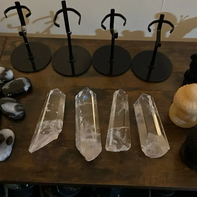 Different gemstones and Cristels 7