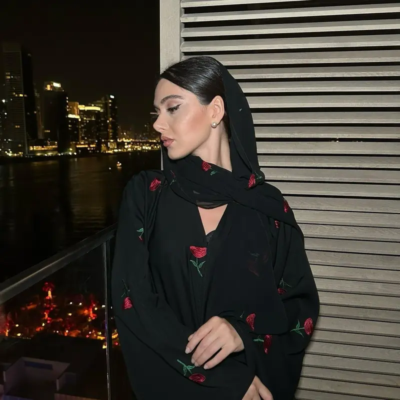 Yasmina Embroidery Buttoned Abaya 3