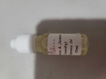 Product Review of Fragrance Oil Very Strong  Candles Wax Melts Soaps Diffusers etc Scented Aroma from C**e 1