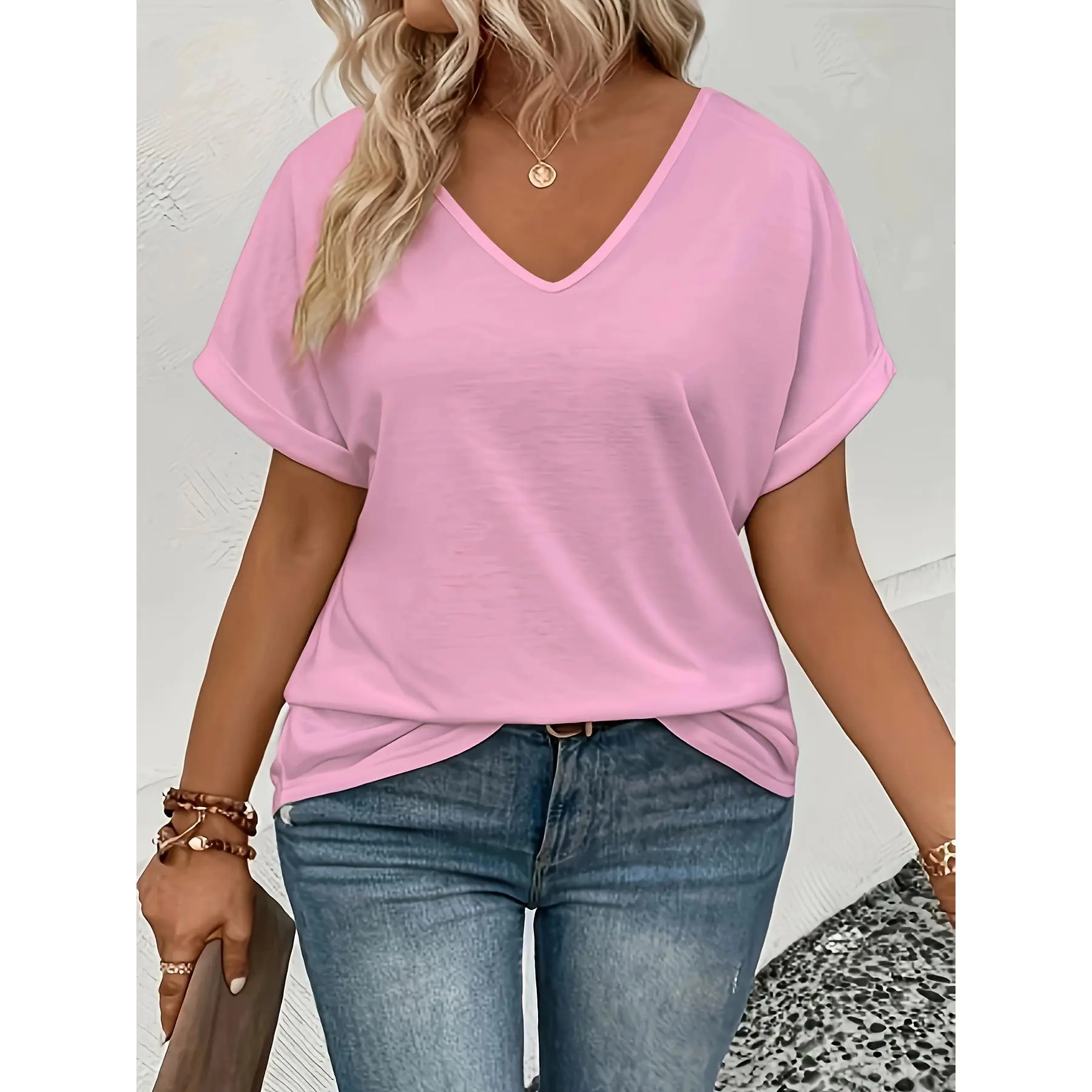 Popular Extended Large Size Solid Color V-Neck T-Shirt