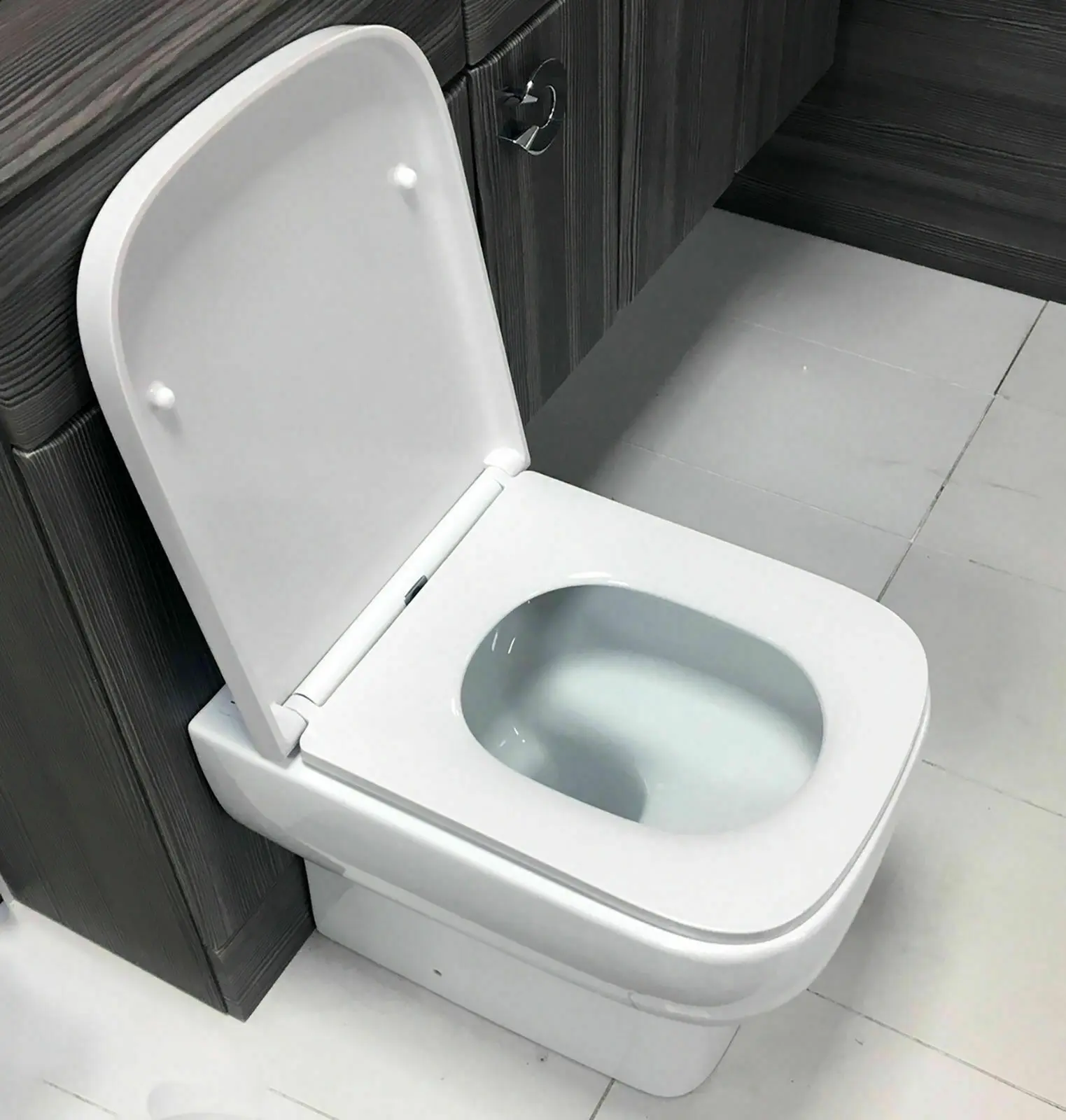 Premium White Square Toilet Seat - Soft Close & Quick Release Hinges - Heavy Duty Luxury for Your Bathroom