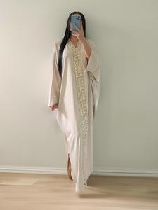 Arabic Clothing-contrast Sequin Batwing Sleeve Kaftan Green Dress Lady, Dress Hide Tummy, Modesty Elegant Long Sleeve Arabian Dress for Women, Muslim Caftan Dresses, Dresses for Women, Tunic, Ethnic Clothing Uk, Caftan, Muslim Women Gowns, Modest Clothes