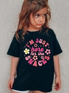 Toddler Girl's "I'M JUST HERE FOR THE SNACKS" Letter & Floral Print Round Neck Tee, Fashion Casual Short Sleeve T-shirt for Daily Outdoor Wear, Kids Clothing for Summer, Funny Graphic Tees