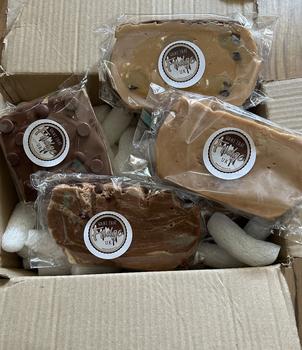 Product Review of Cookie Dough Millionaire’s Layered Fudge *Posted in 1-2 working days* from L**a ** 💋** 0