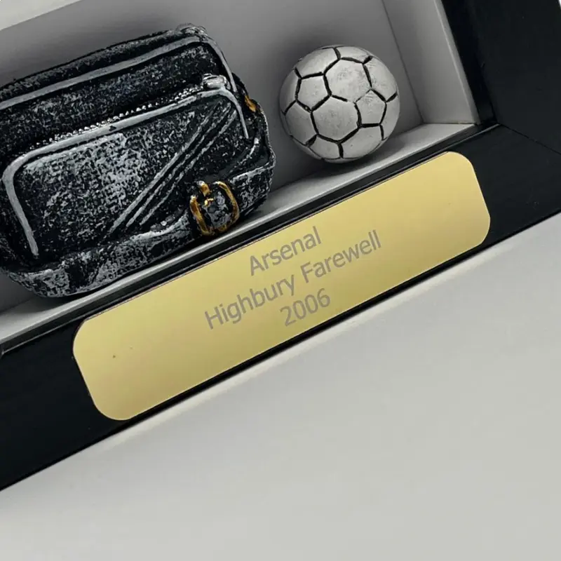 Highbury Farewell 2006 - Henry - Football Legend Commemorative KitBox® 2