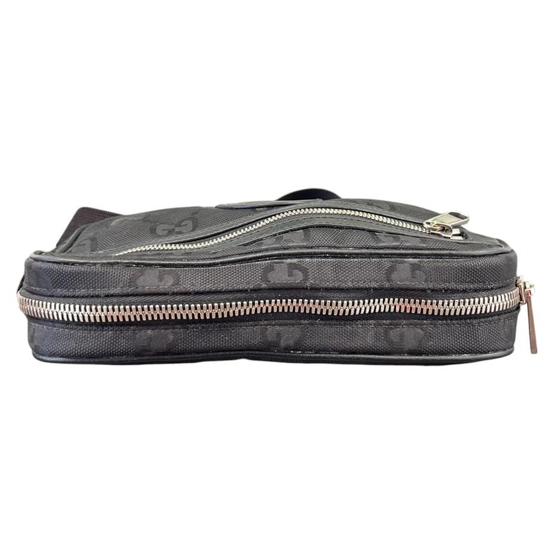 Pre-owned  Gucci Men's Gg Off The Grid Belt Bag Black 6