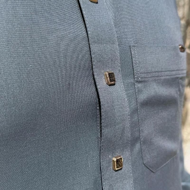 Dark Grey Thobe - Traditional Muslim Men's Clothing 1