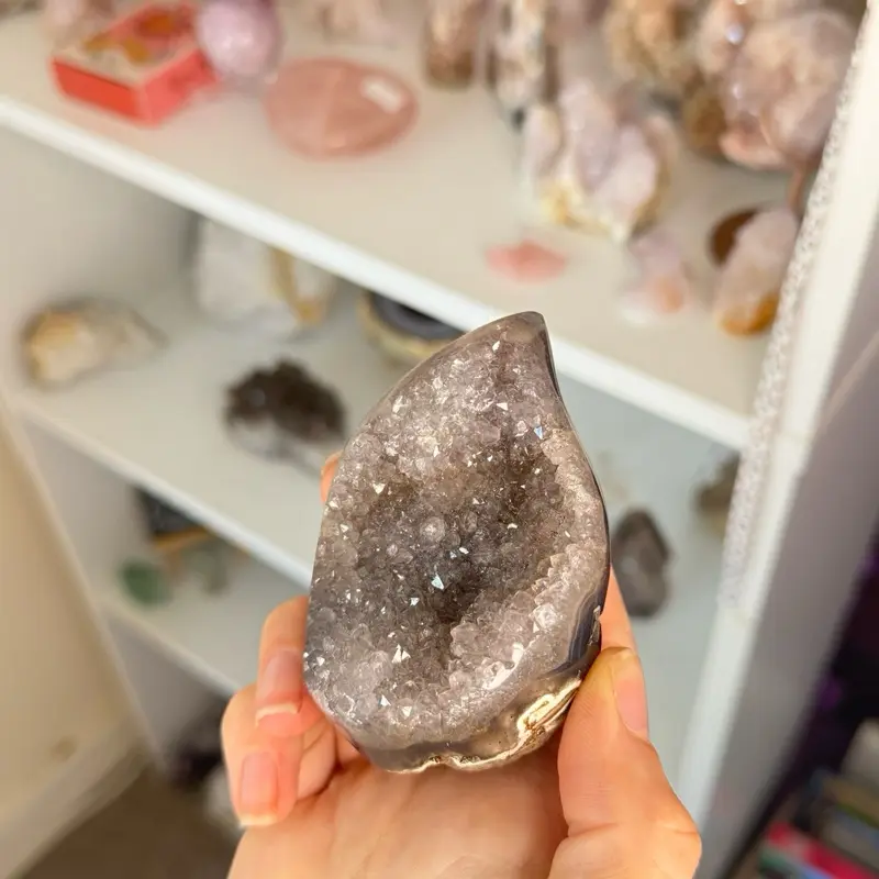 Amethyst Lace Agate Flame from Brazil - 181g 2