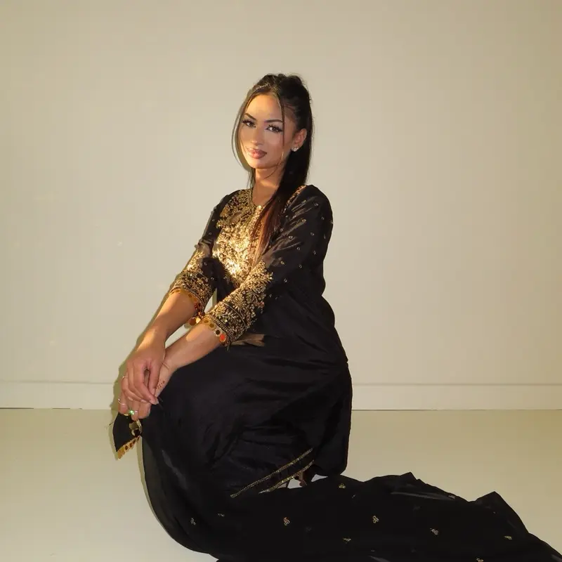 Iram 3 piece kameez 7