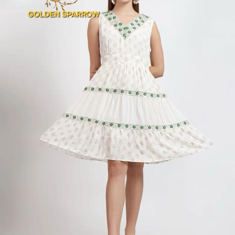 Boho Knee Length Embroidered Midi Dress for Women - Casual Style - Womenswear Summer Comfort Sleeveless Vneck Gorgeous Embroidery Green Off White 3