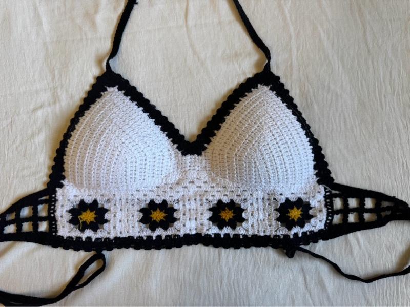 Product Introduction of Handmade Crotchet Bra Top for Women - Perfect for Beach Wear Cotton Crochet Soft Womenswear Boho Breathable Casual Comfortable Crop Fits 7