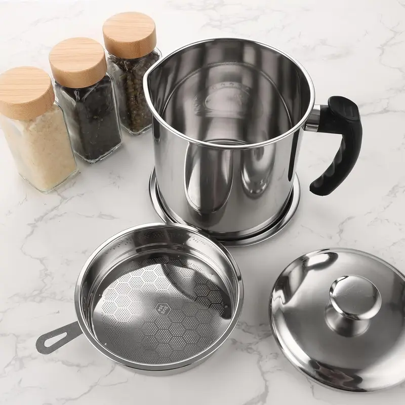 2 Pcs Oil Strainer Pot Grease Can, 1.3L Stainless Steel Oil Container with Strainer, Bacon Grease Container with Lid and Non-Slip Plate for Storing Frying Oil and Cooking Grease 2