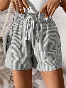Women's Striped Print Shorts, Casual Pocket Shorts for Summer, Women's Beach Bottoms for Daily Wear, Womenswear, Lady Drawstring Athletic Shorts, Casual Comfy Drawstring Active Shorts, Casual Fashion Shorts, Lightweight Beach Shorts