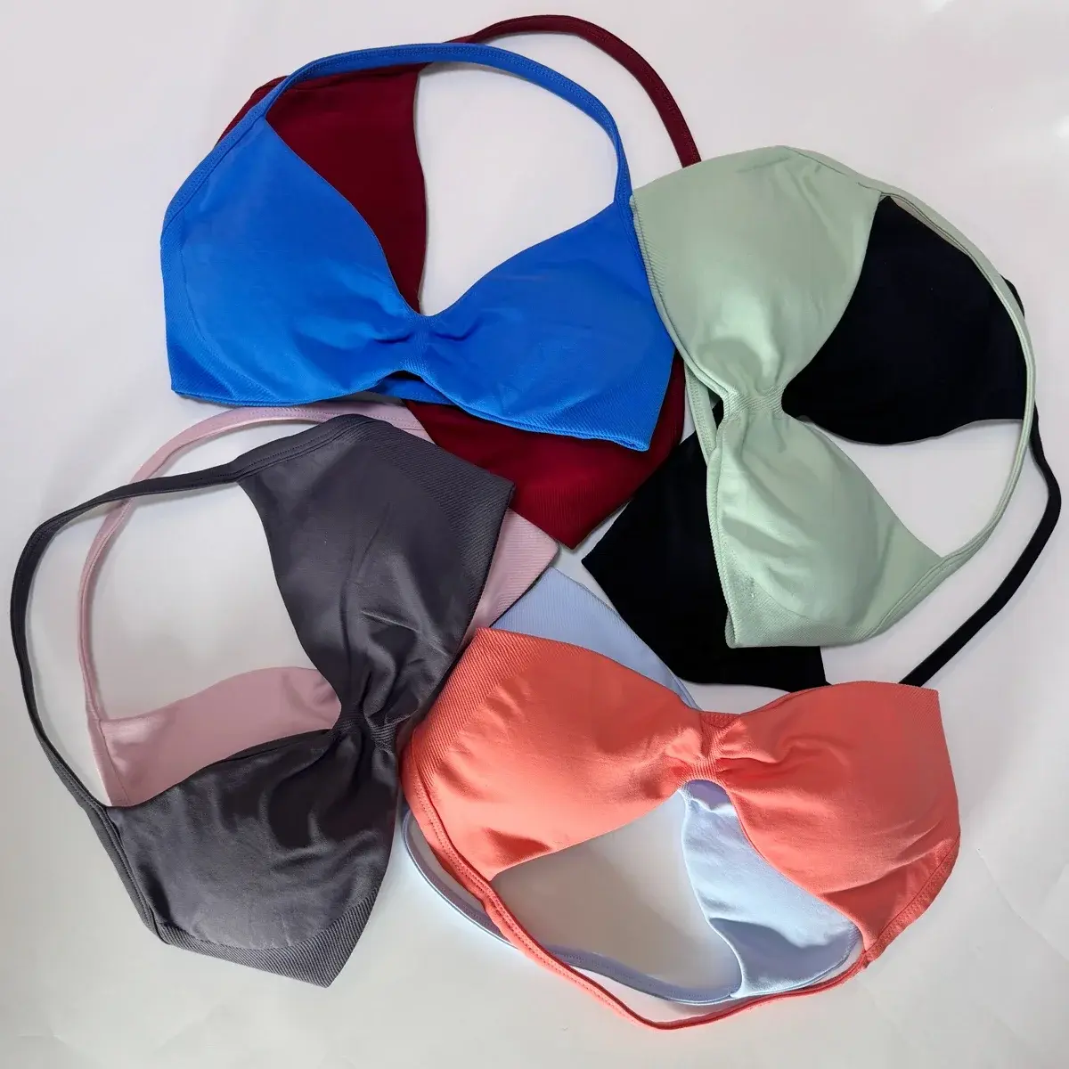 Impact Strappy Bra Women Backless Yoga Top Open Back Gym Bra Padded Women Workout Clothing Gym Top Halter Sport Bras
